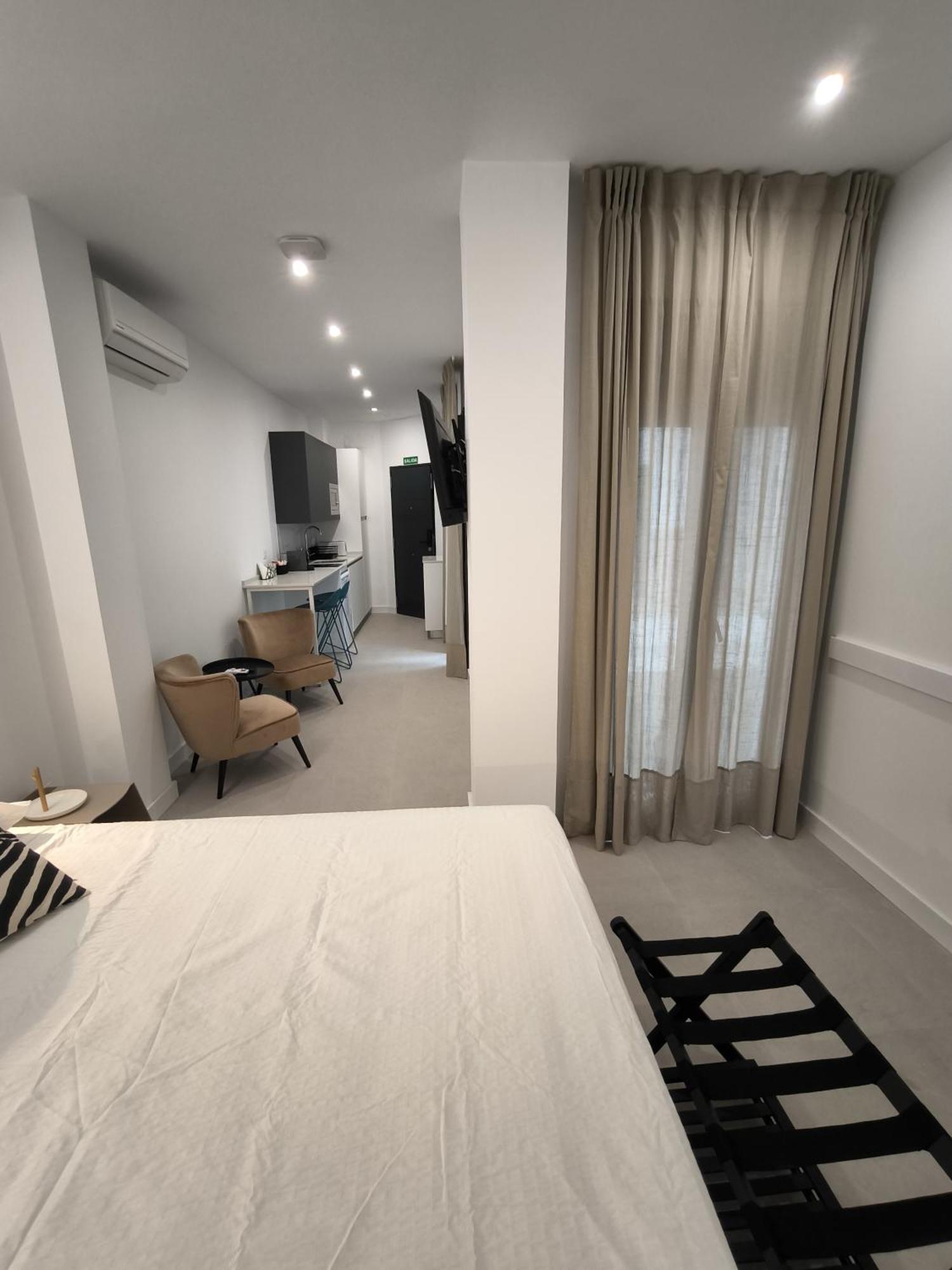 Capuchinos 31 Aparthotel มาลากา ภายนอก รูปภาพ