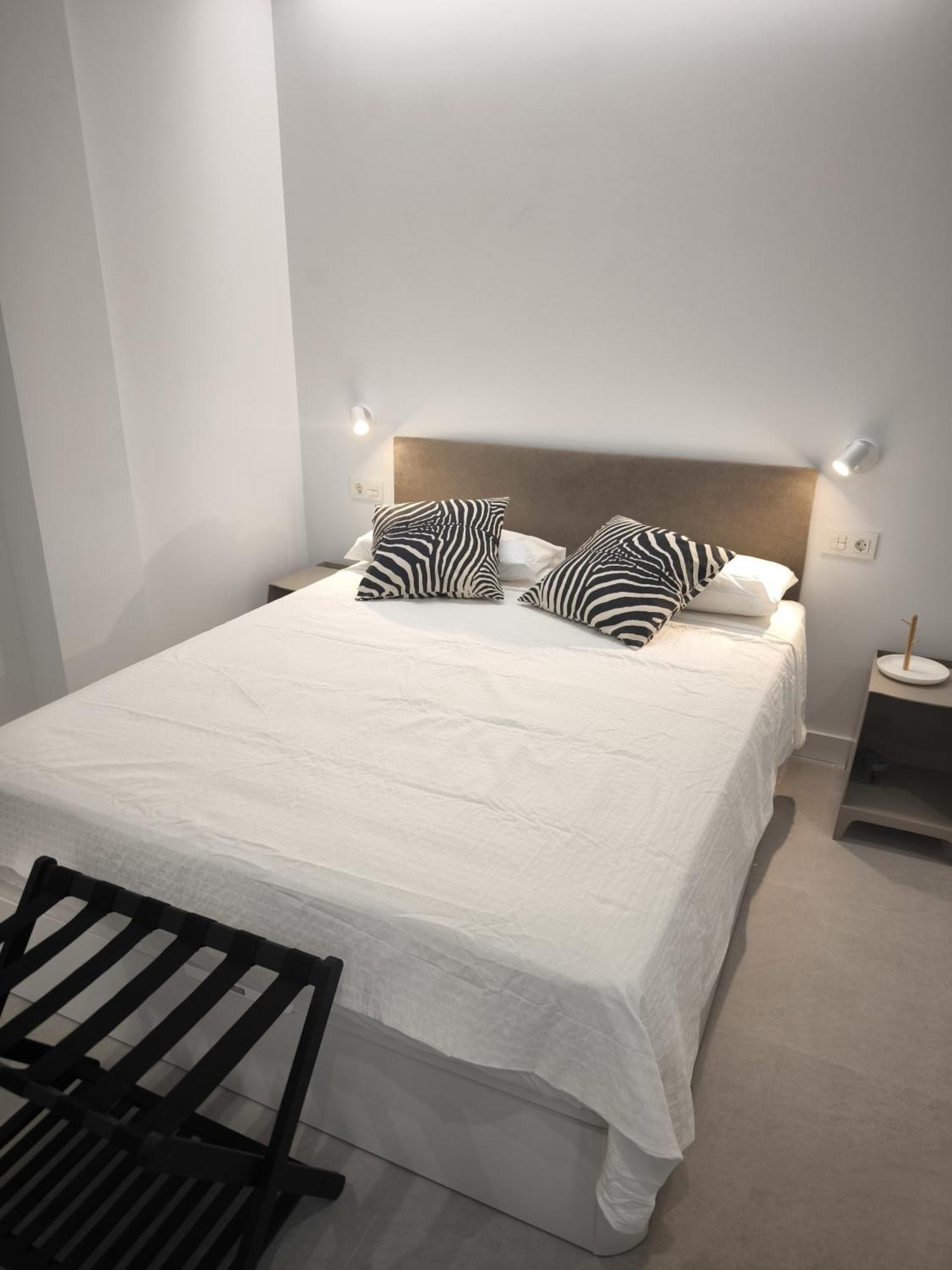 Capuchinos 31 Aparthotel มาลากา ภายนอก รูปภาพ